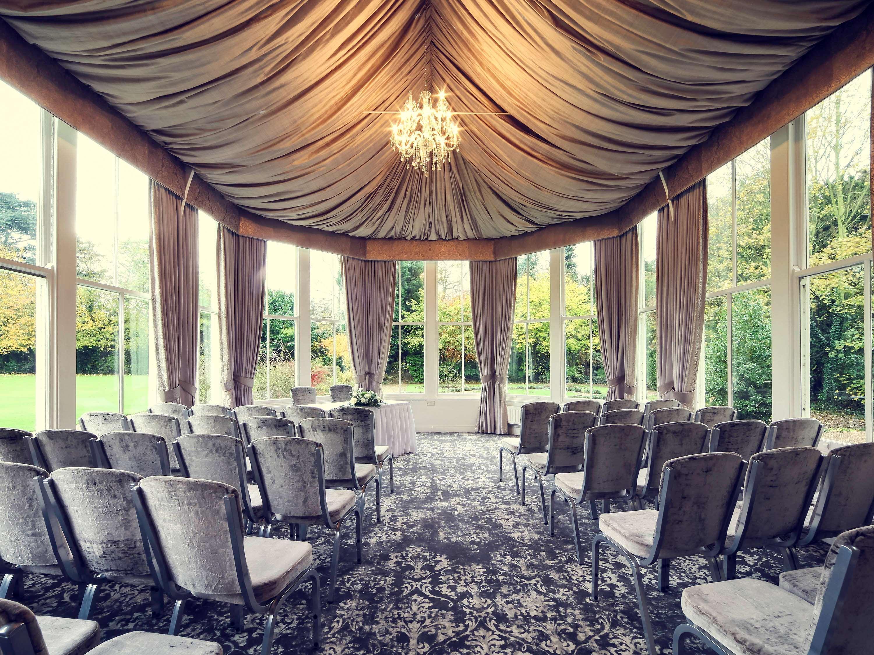 Mercure Burton Upon Trent, Newton Park Buitenkant foto