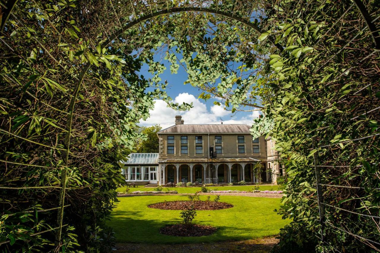 Mercure Burton Upon Trent, Newton Park Buitenkant foto